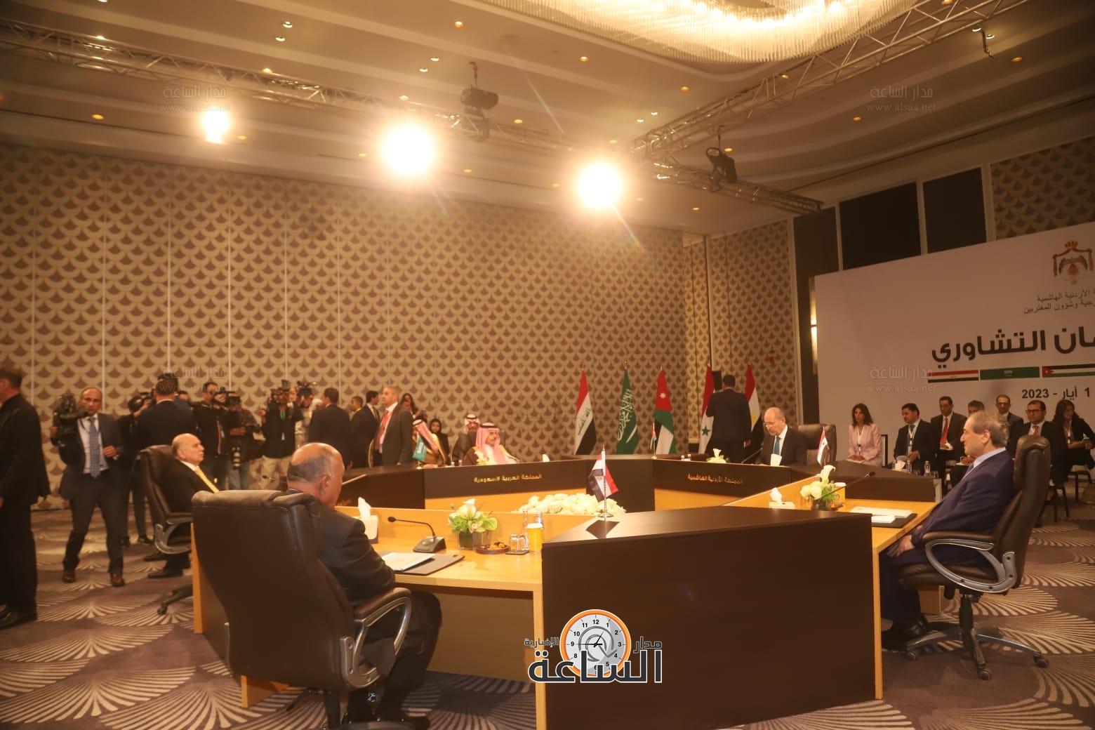 Madar Al-Saa Images 0.6478711179853325