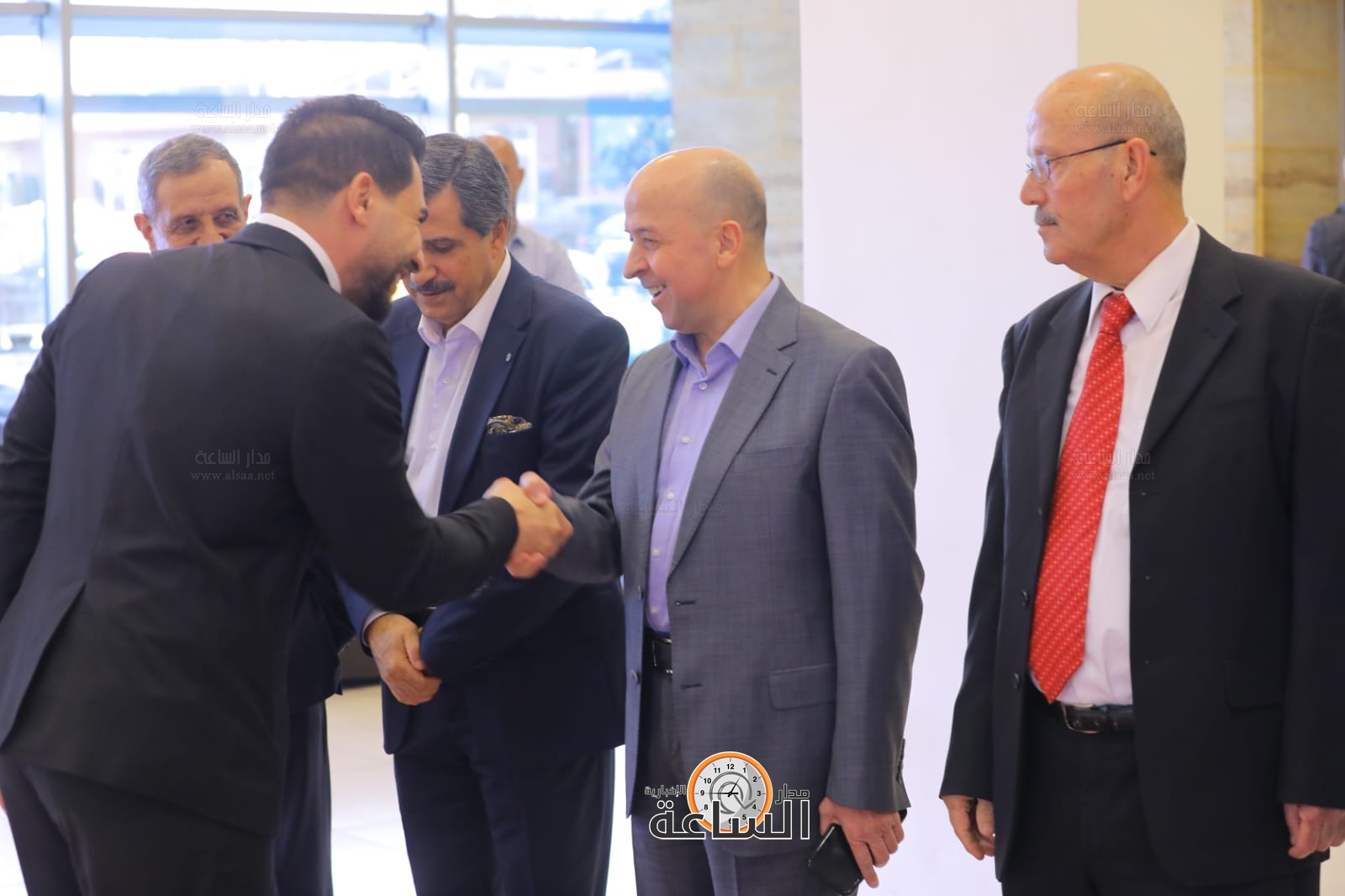 Madar Al-Saa Images 0.7712922043558106