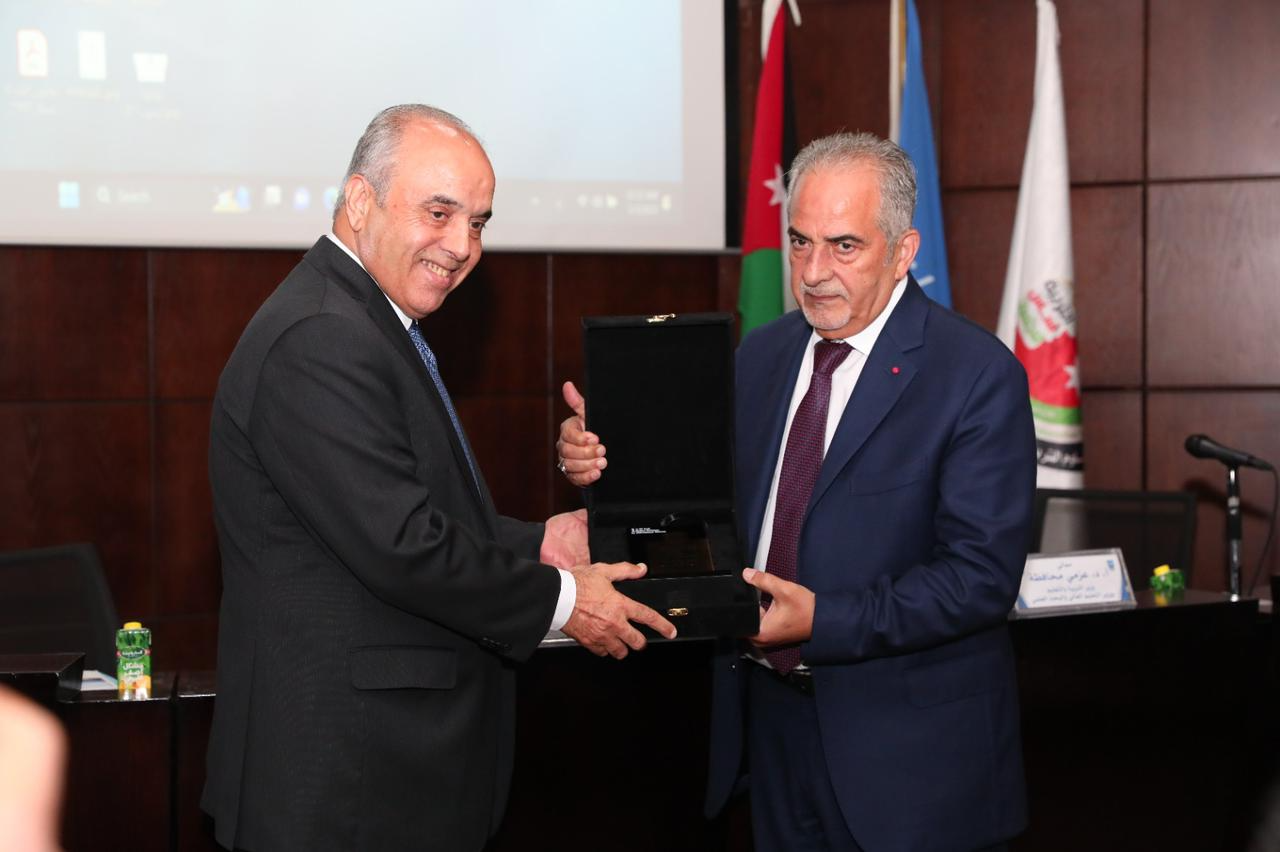 Madar Al-Saa Images 0.23056997611886232