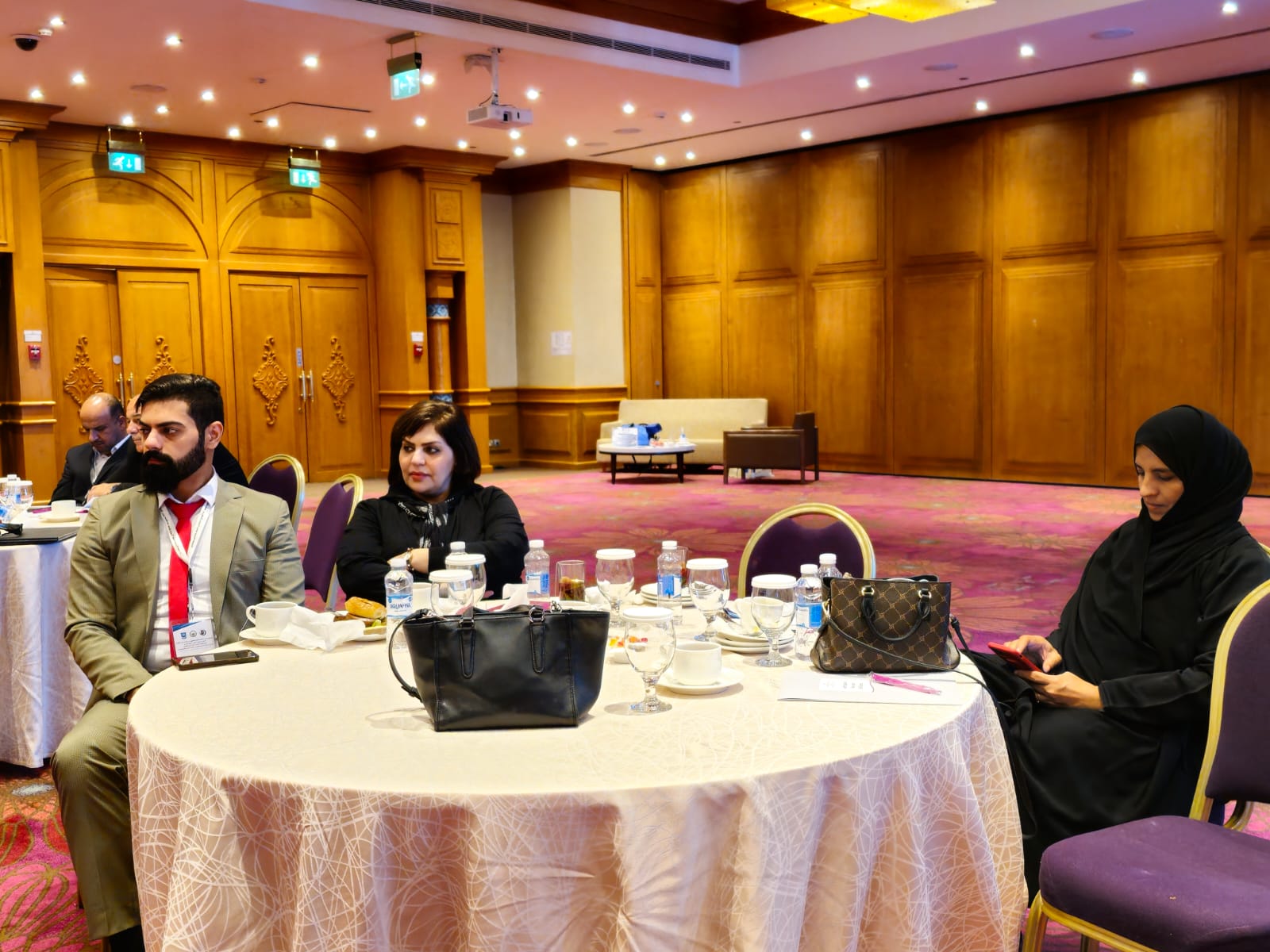 Madar Al-Saa Images 0.420603274314975