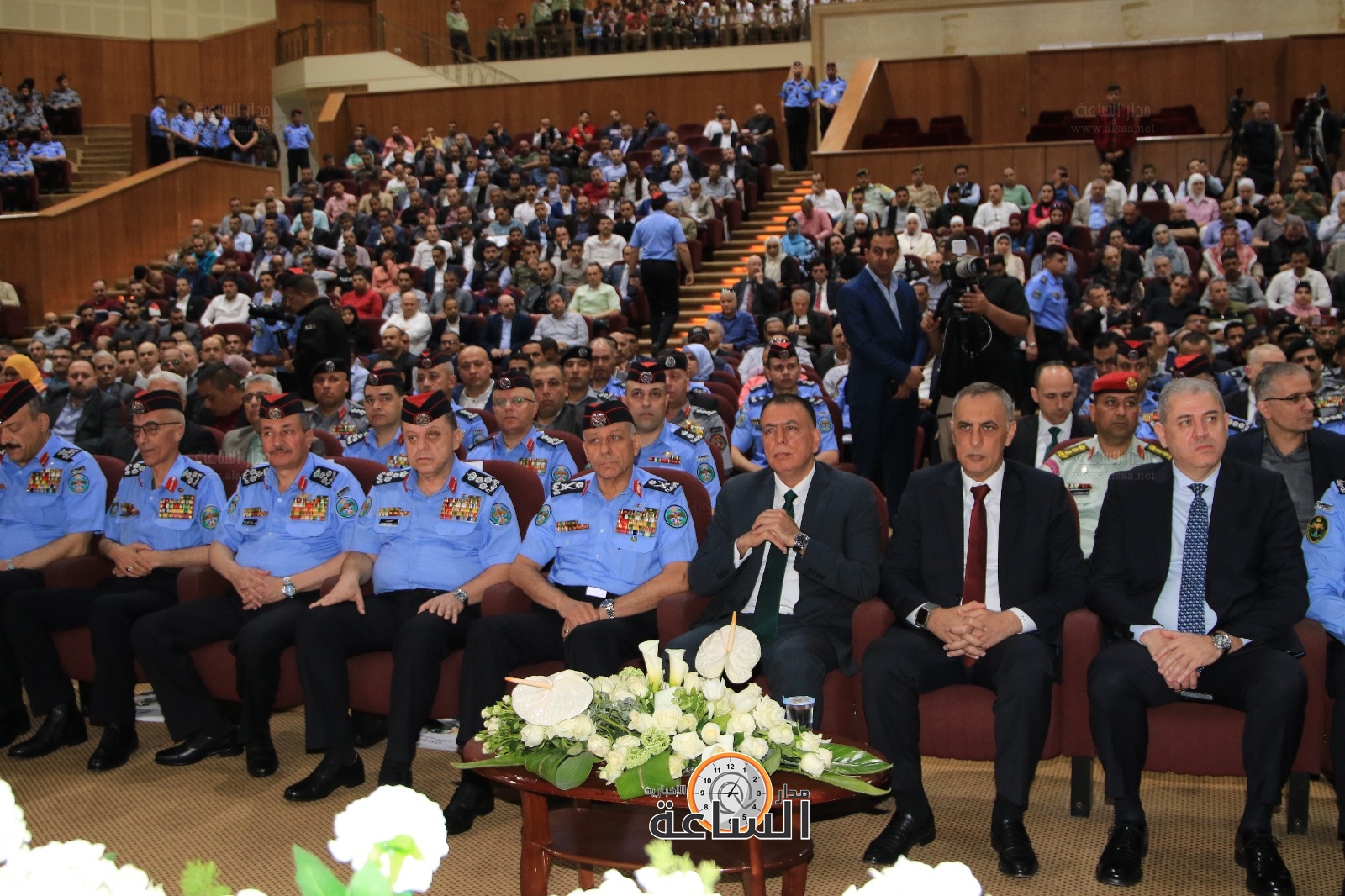 Madar Al-Saa Images 0.35715562139239343