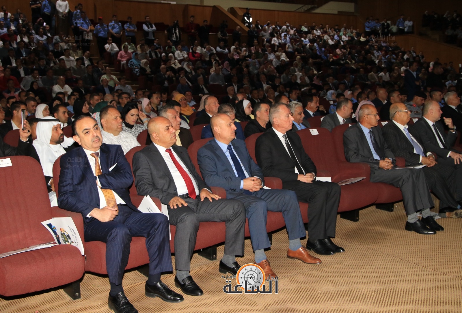 Madar Al-Saa Images 0.7803268786553192