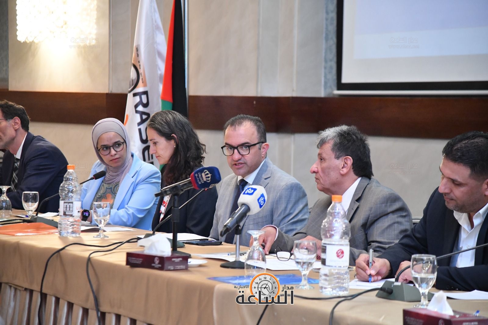 Madar Al-Saa Images 0.6564823241688715