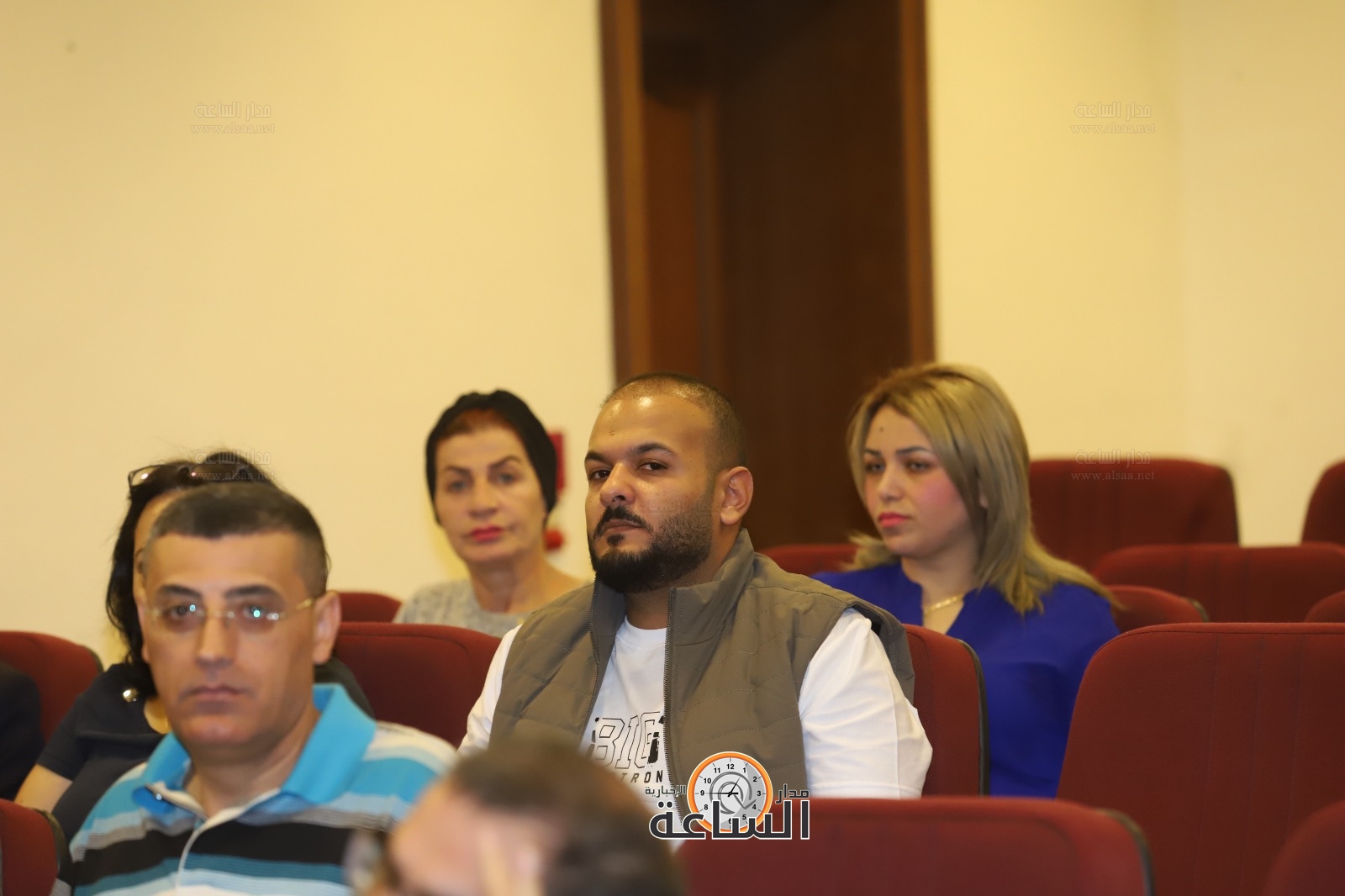 Madar Al-Saa Images 0.12060117375082813