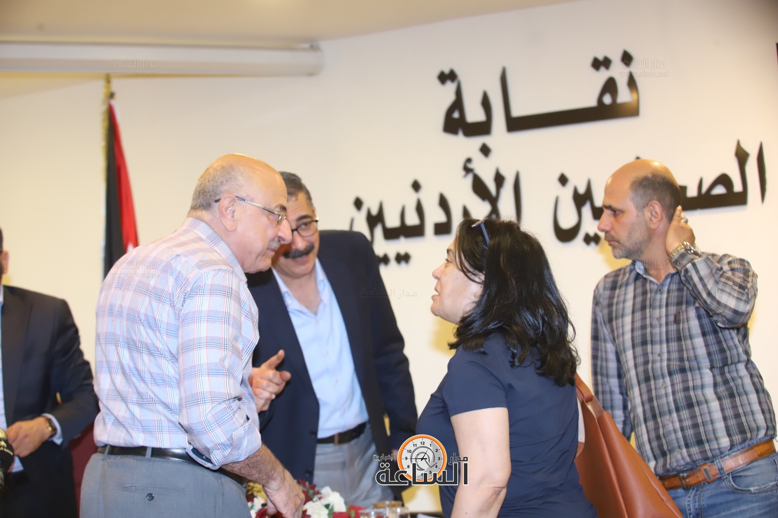 Madar Al-Saa Images 0.701980883828544