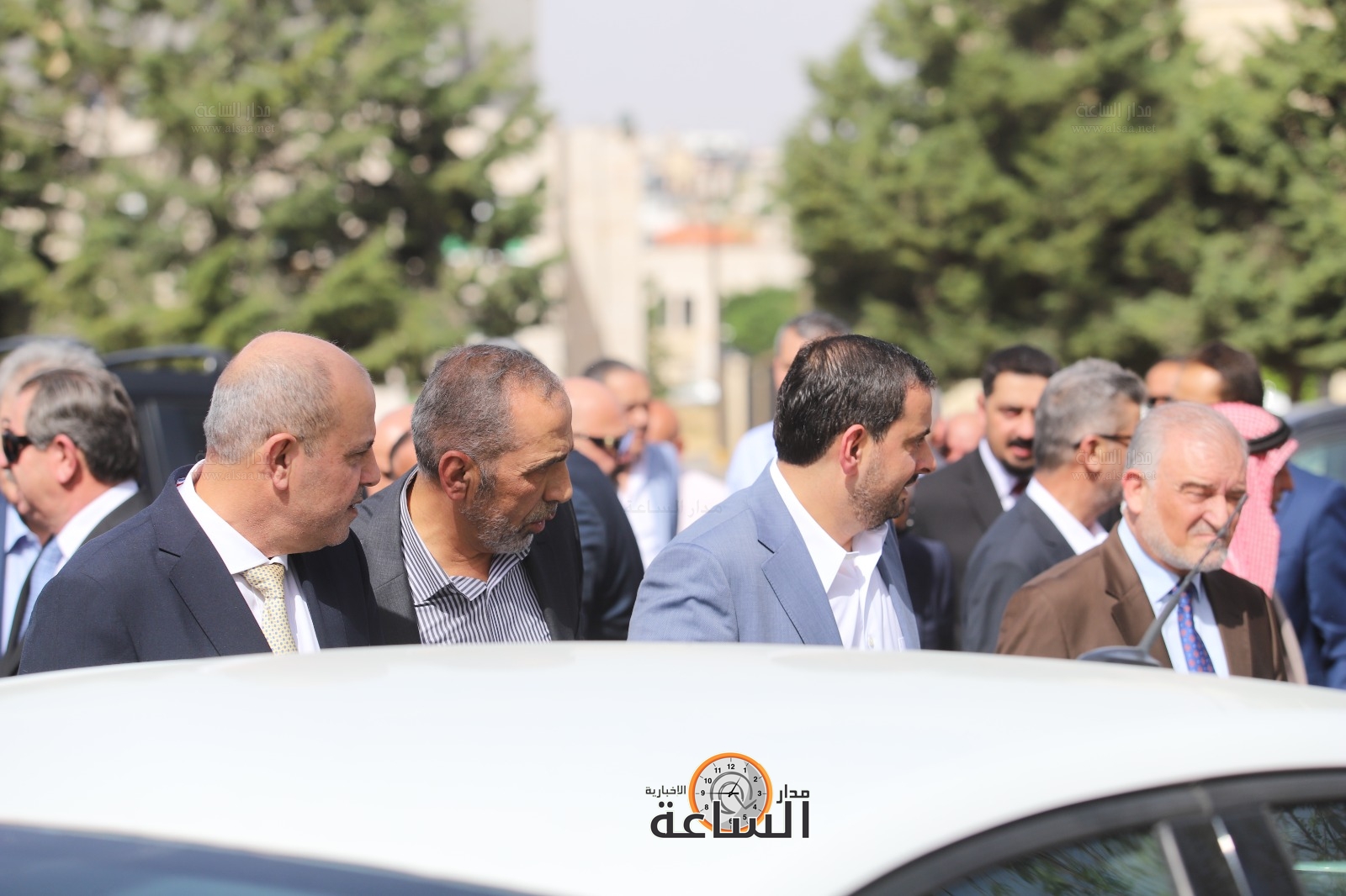 Madar Al-Saa Images 0.1337580517589847