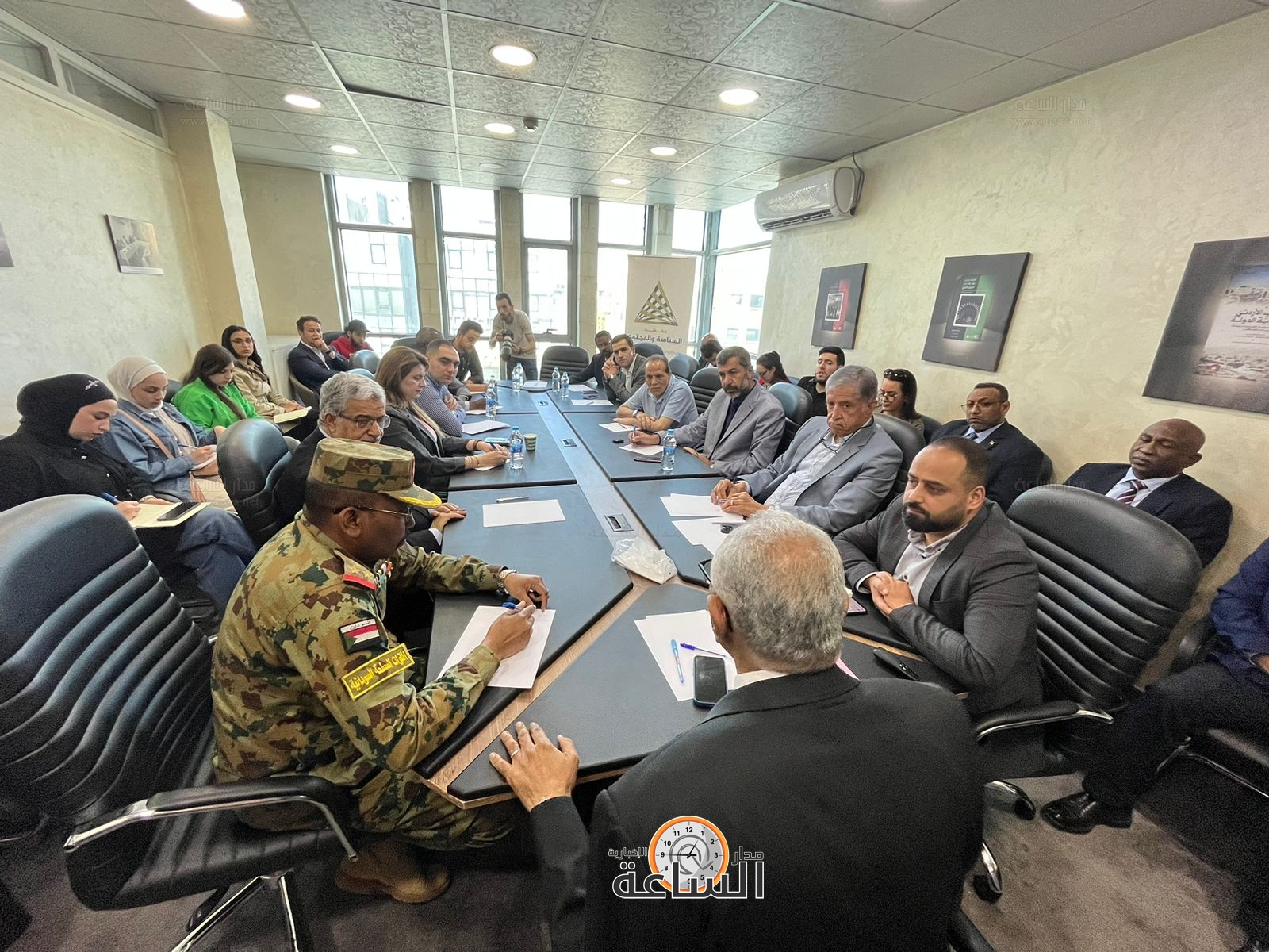 Madar Al-Saa Images 0.7422320569357472