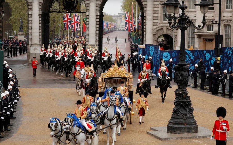 Madar Al-Saa Images 0.39422946682175364