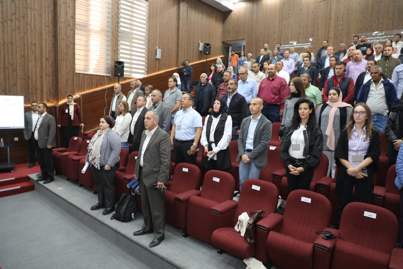 Madar Al-Saa Images 0.8683376351938485