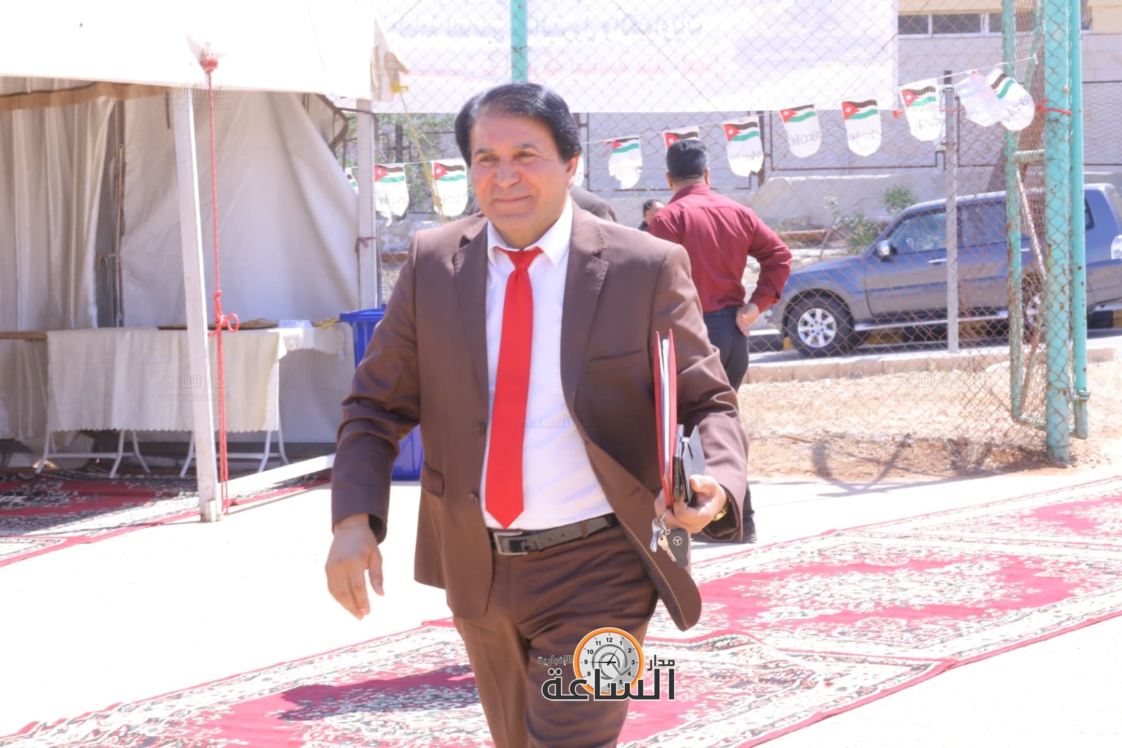 Madar Al-Saa Images 0.9972880796796391