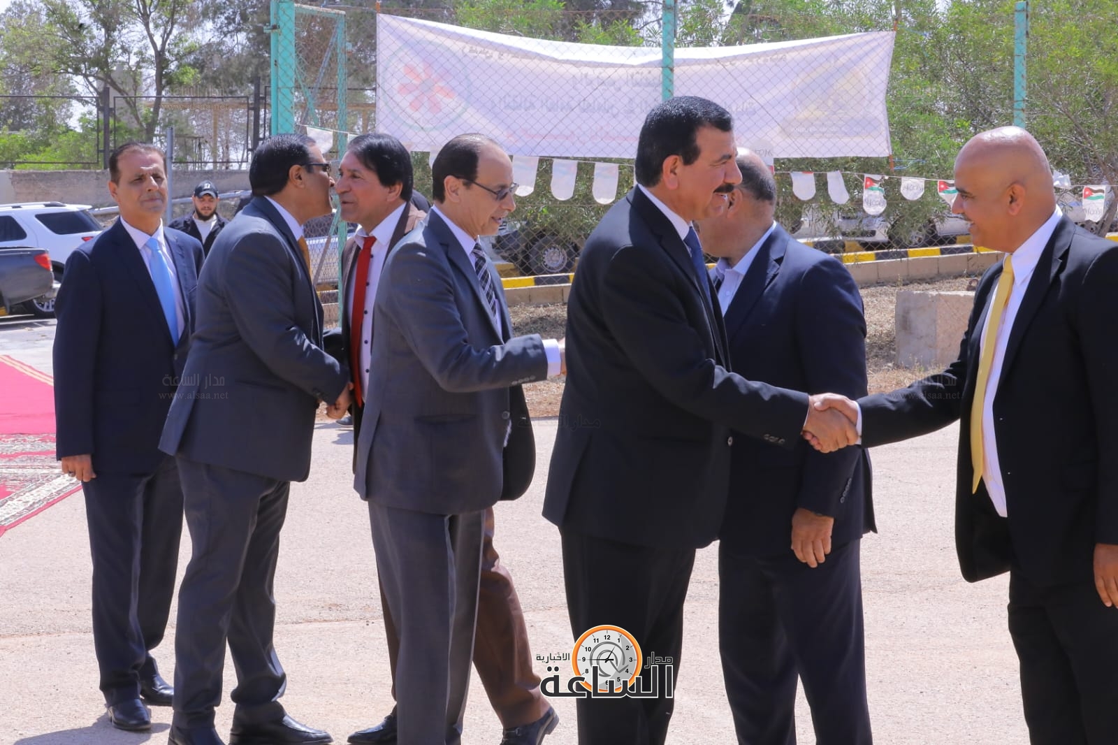 Madar Al-Saa Images 0.6955627411436183