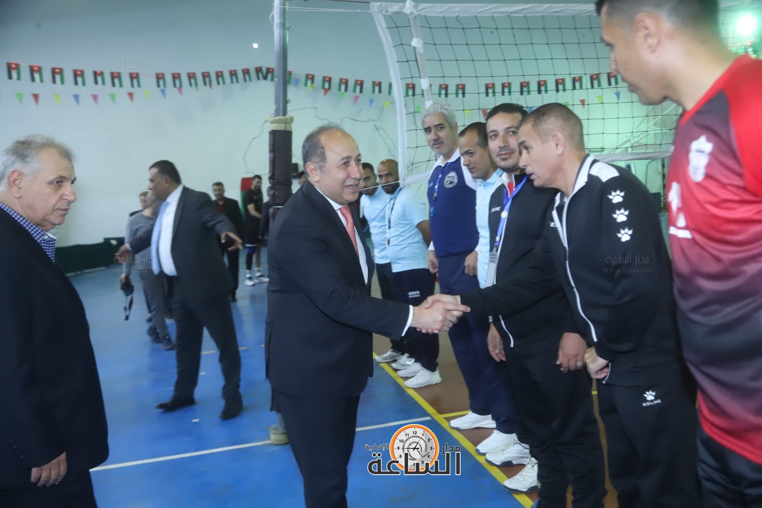 Madar Al-Saa Images 0.7272602030627098