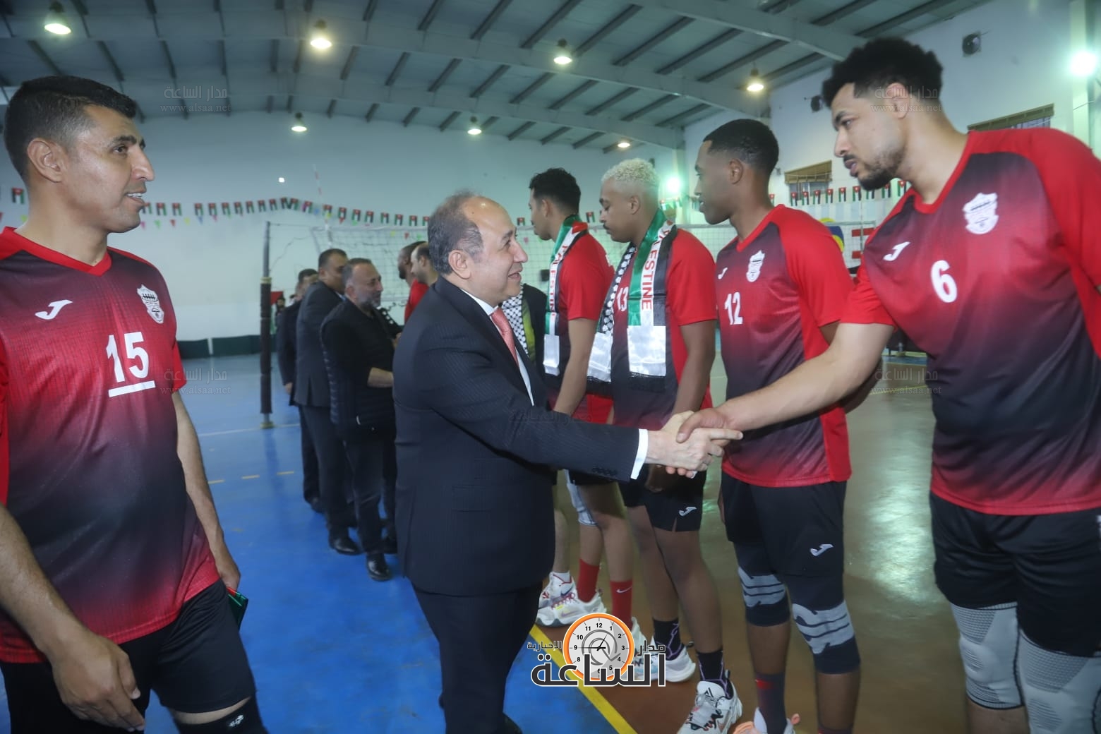 Madar Al-Saa Images 0.9869110652452227