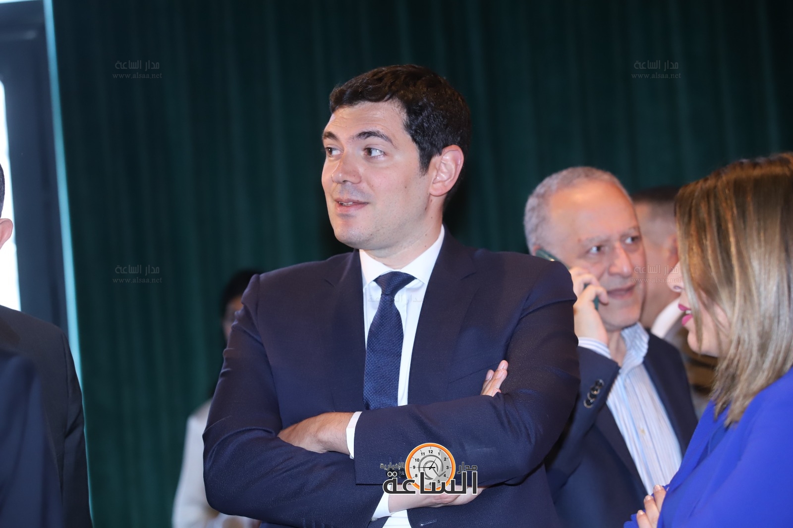 Madar Al-Saa Images 0.2709499627405234