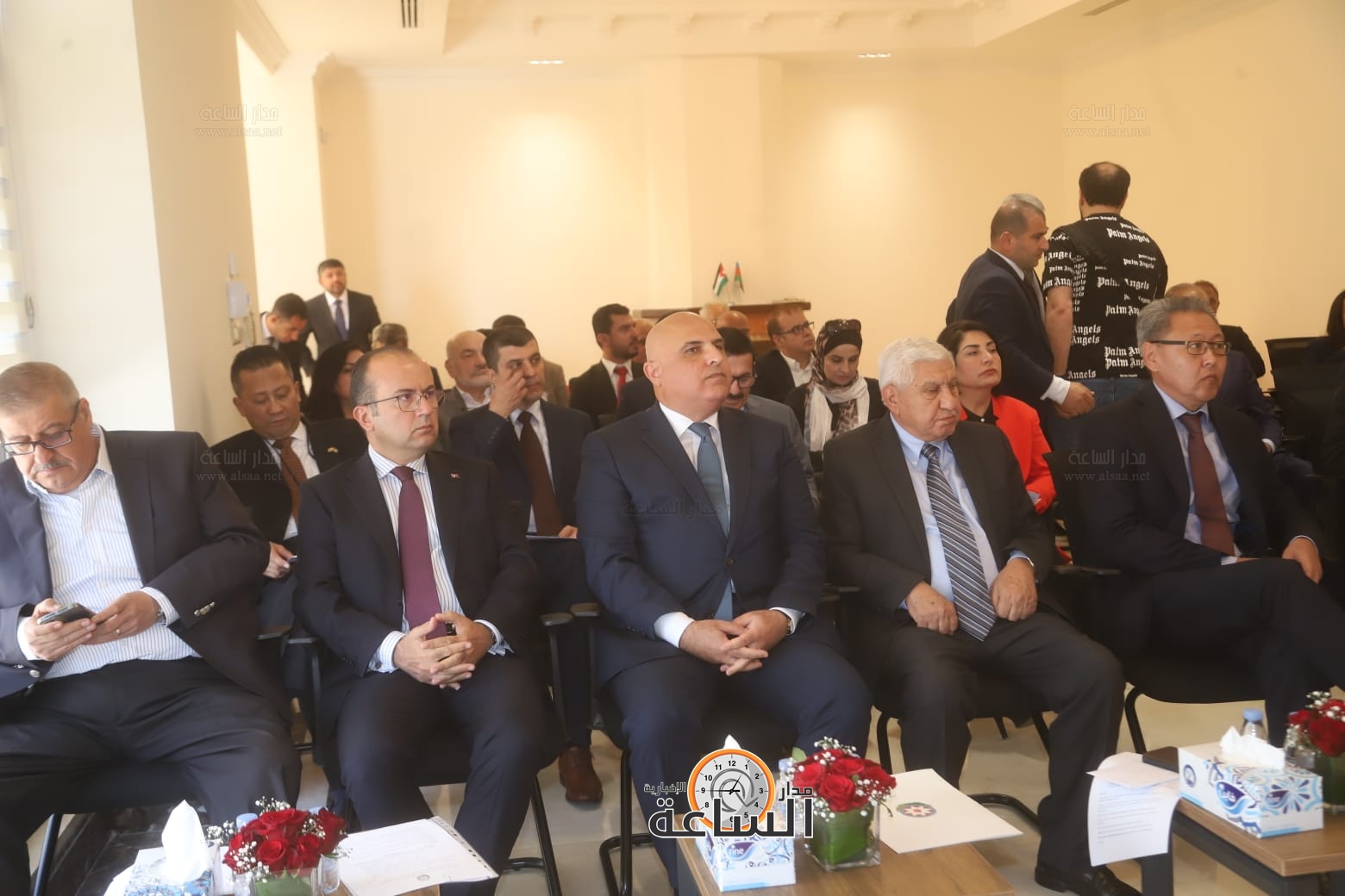 Madar Al-Saa Images 0.7501743130783303