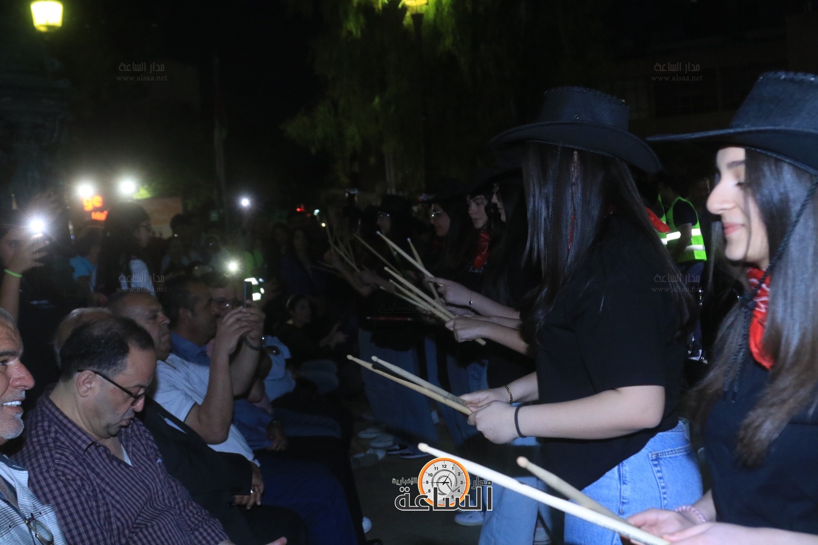 Madar Al-Saa Images 0.7399054370505846