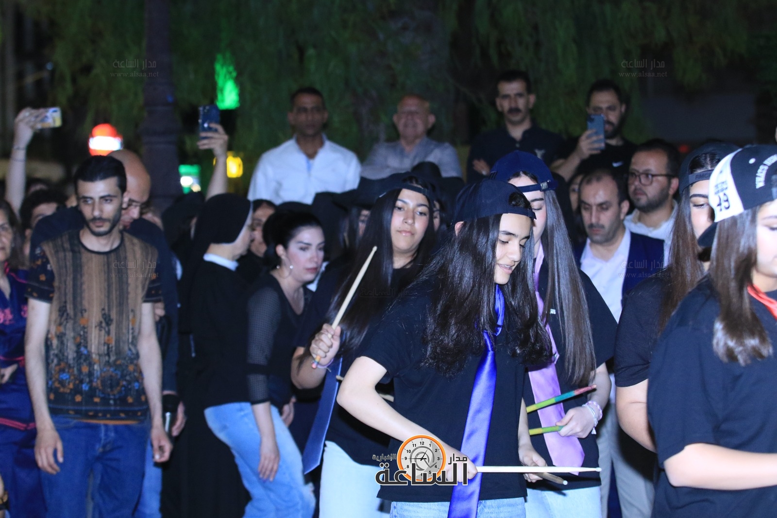 Madar Al-Saa Images 0.15107182274856745