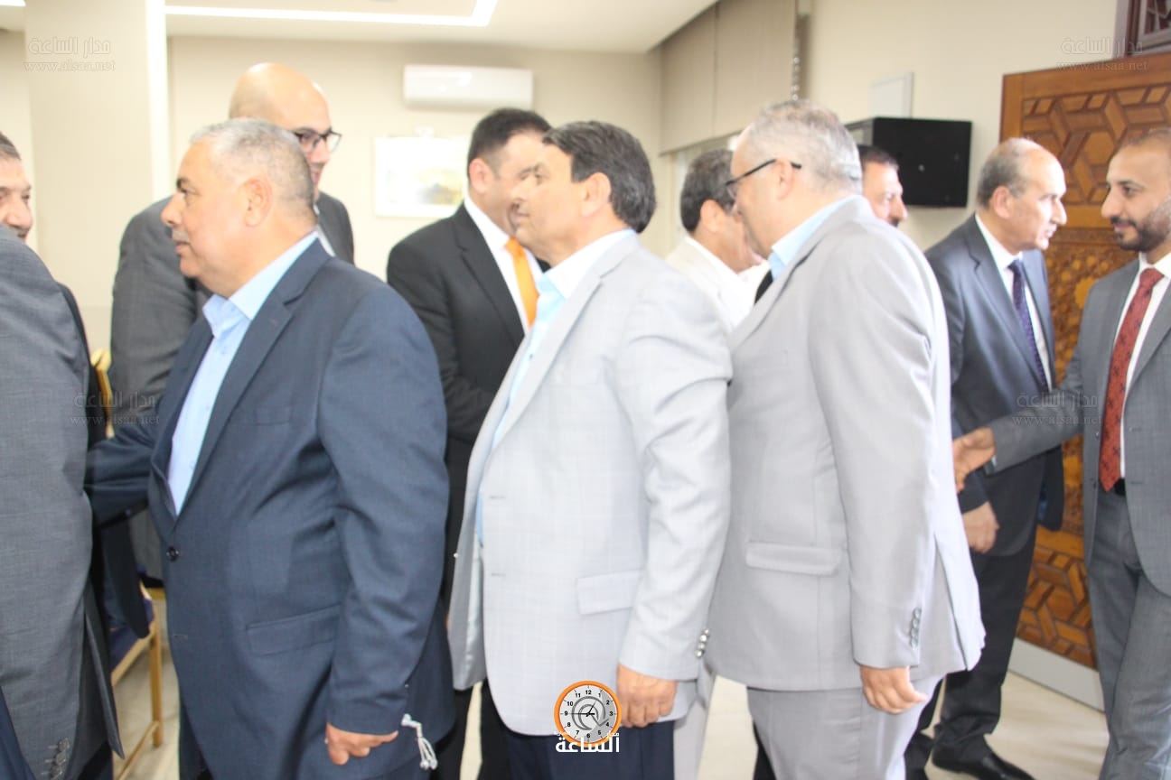 Madar Al-Saa Images 0.08363826006733044