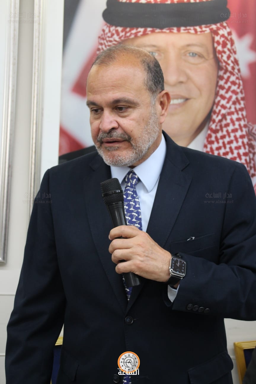 Madar Al-Saa Images 0.11447860308528424