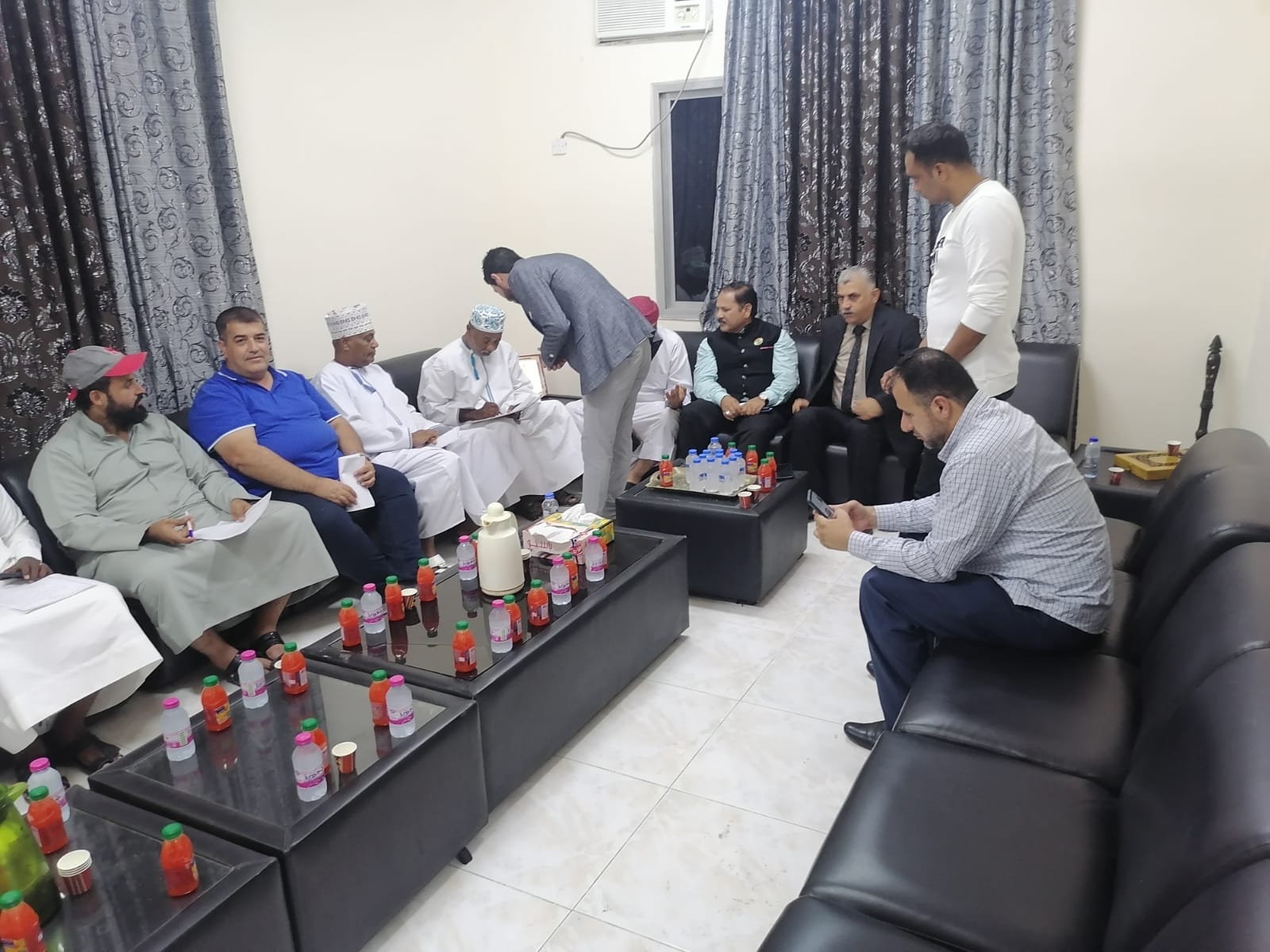 Madar Al-Saa Images 0.40420671120964546