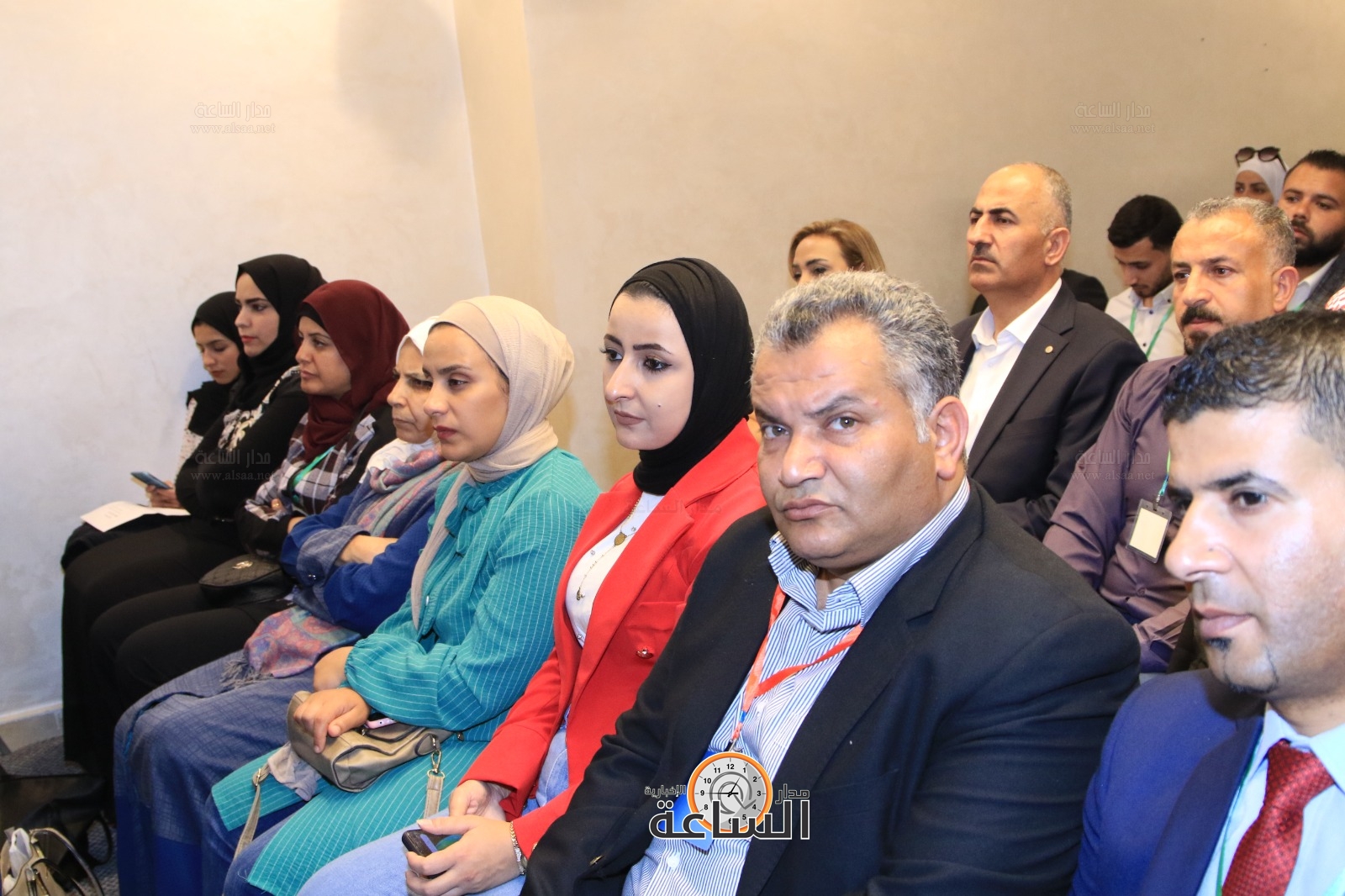 Madar Al-Saa Images 0.6915086761639593