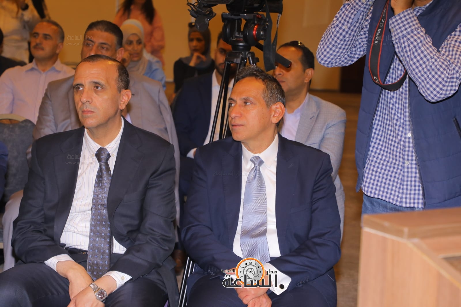 Madar Al-Saa Images 0.4420067295294323