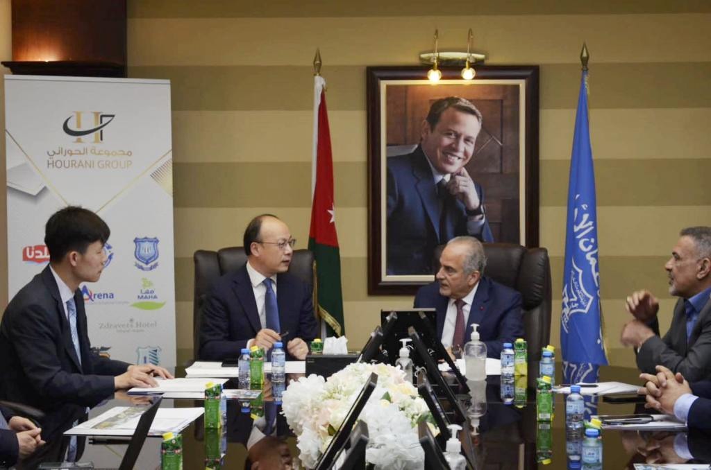 Madar Al-Saa Images 0.8186148782232401