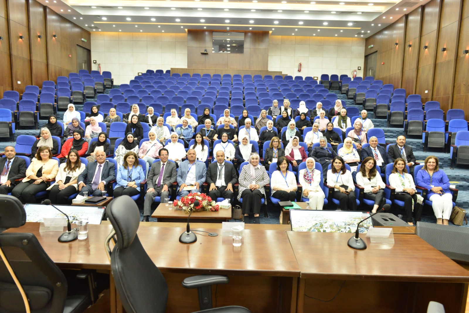 Madar Al-Saa Images 0.5752930321208707