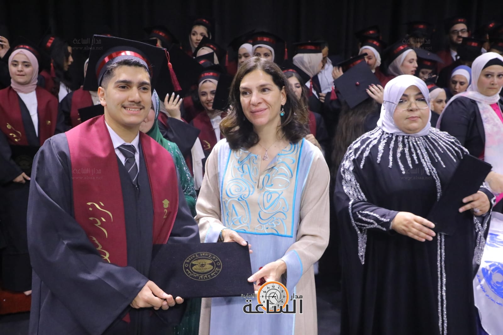 Madar Al-Saa Images 0.4055893609623642