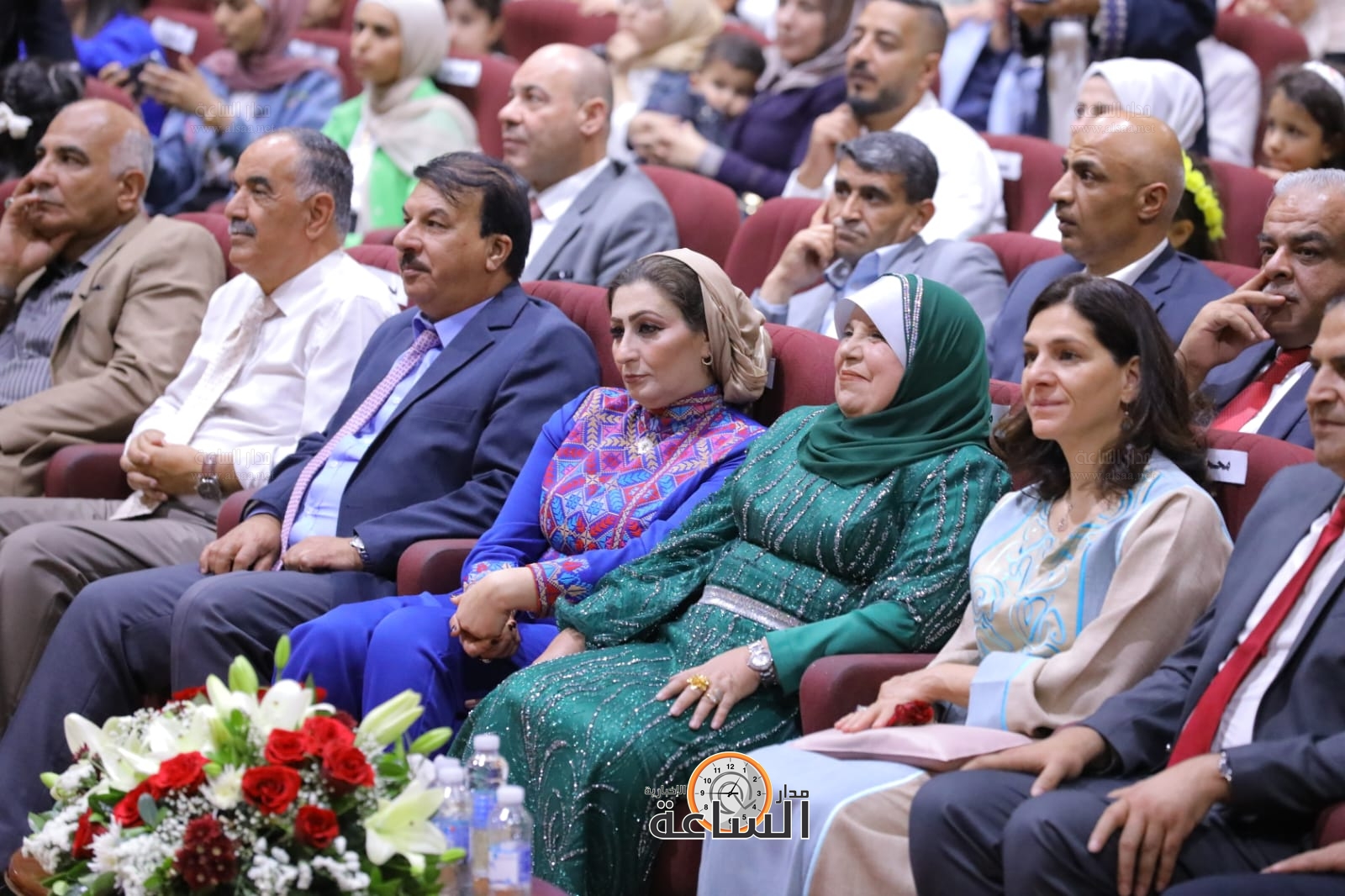 Madar Al-Saa Images 0.4998042412354562