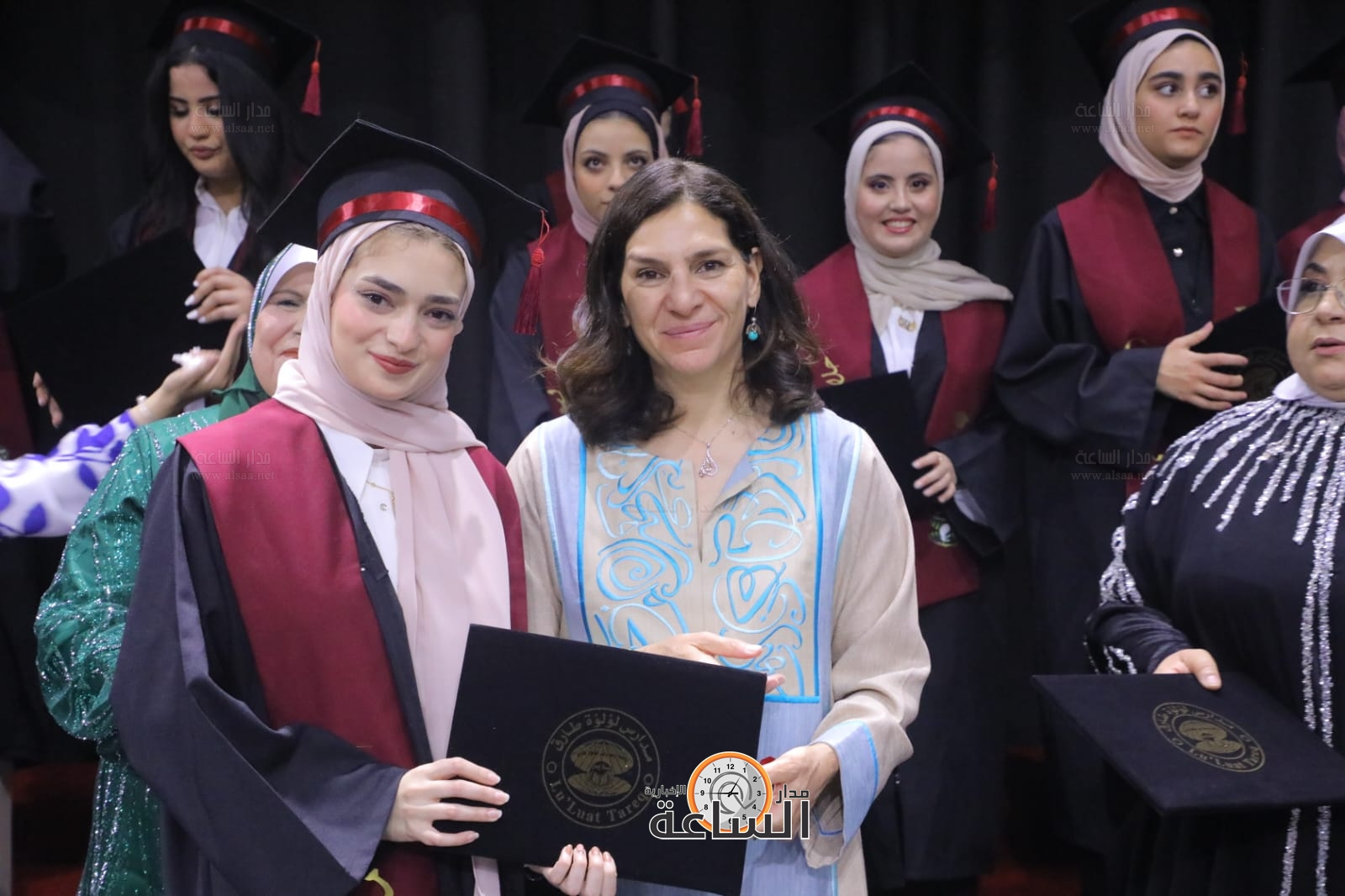 Madar Al-Saa Images 0.6046264757909827