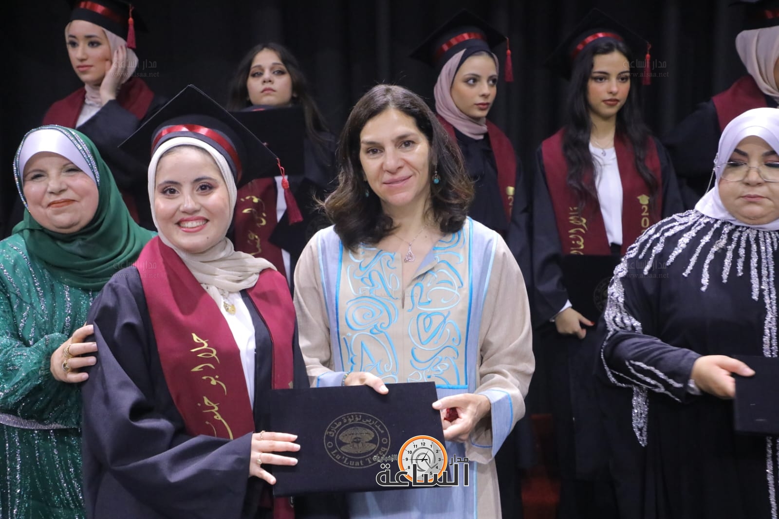 Madar Al-Saa Images 0.4679510742749746