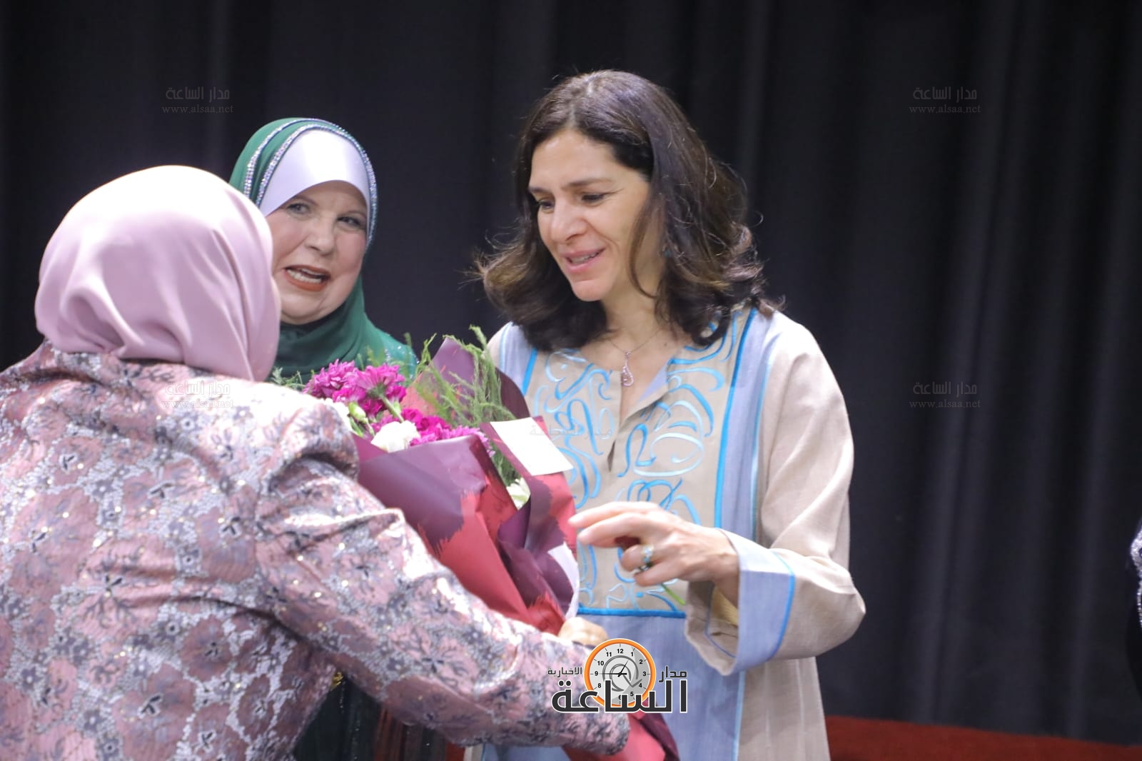 Madar Al-Saa Images 0.7786453416054953