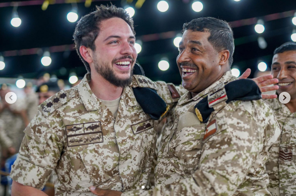 Madar Al-Saa Images 0.7524724280263577