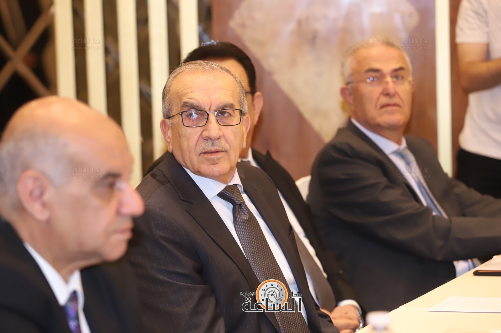 Madar Al-Saa Images 0.6643192617286238