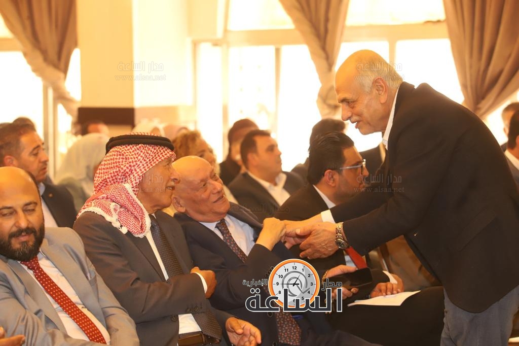 Madar Al-Saa Images 0.4482487750032229