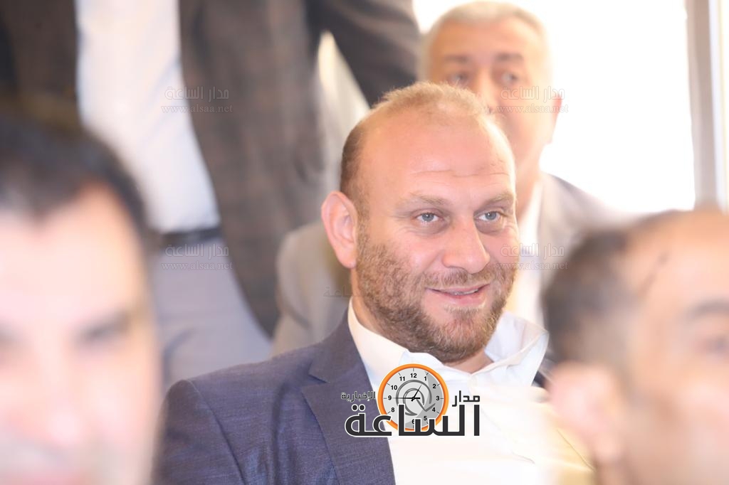 Madar Al-Saa Images 0.572032549374509