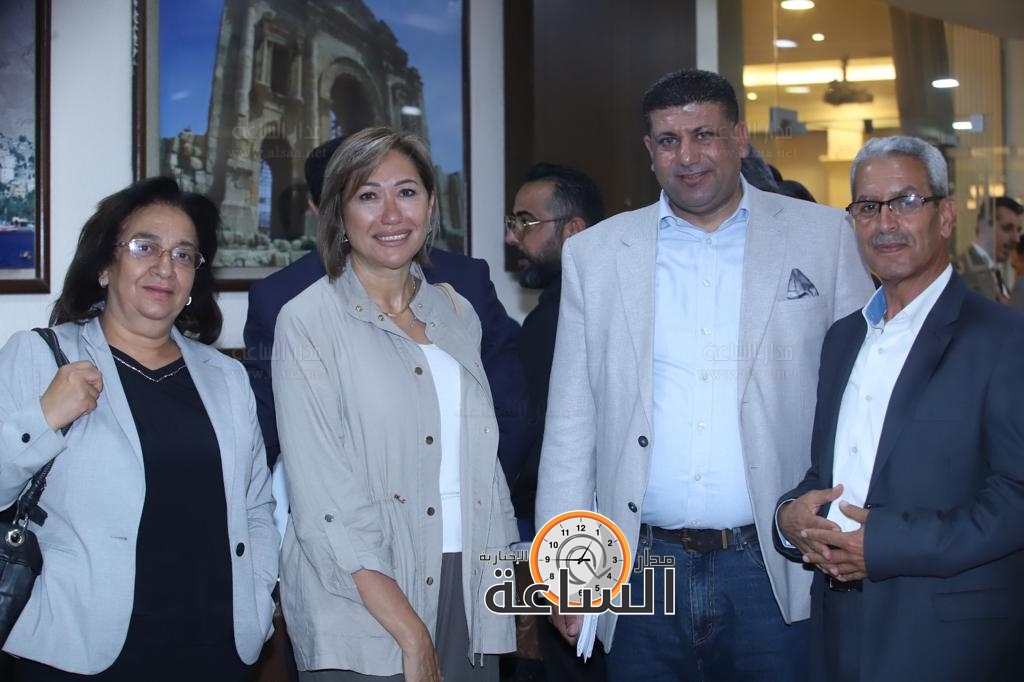 Madar Al-Saa Images 0.7571080662866511