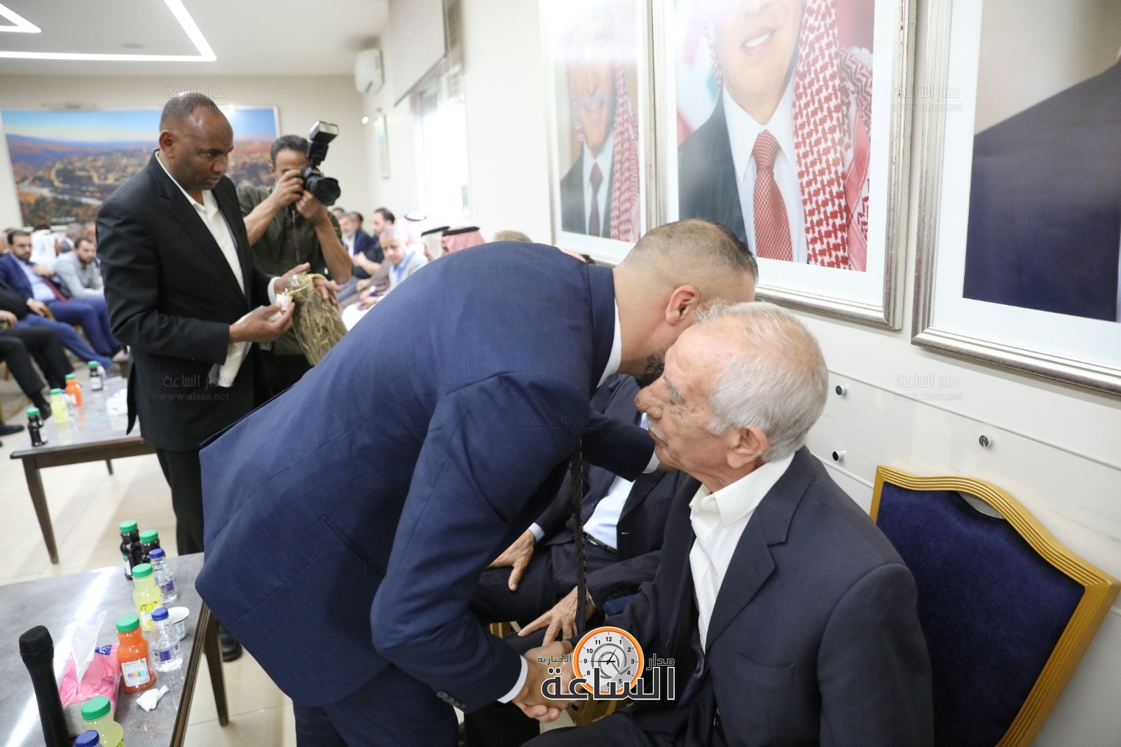 Madar Al-Saa Images 0.33352081324449023