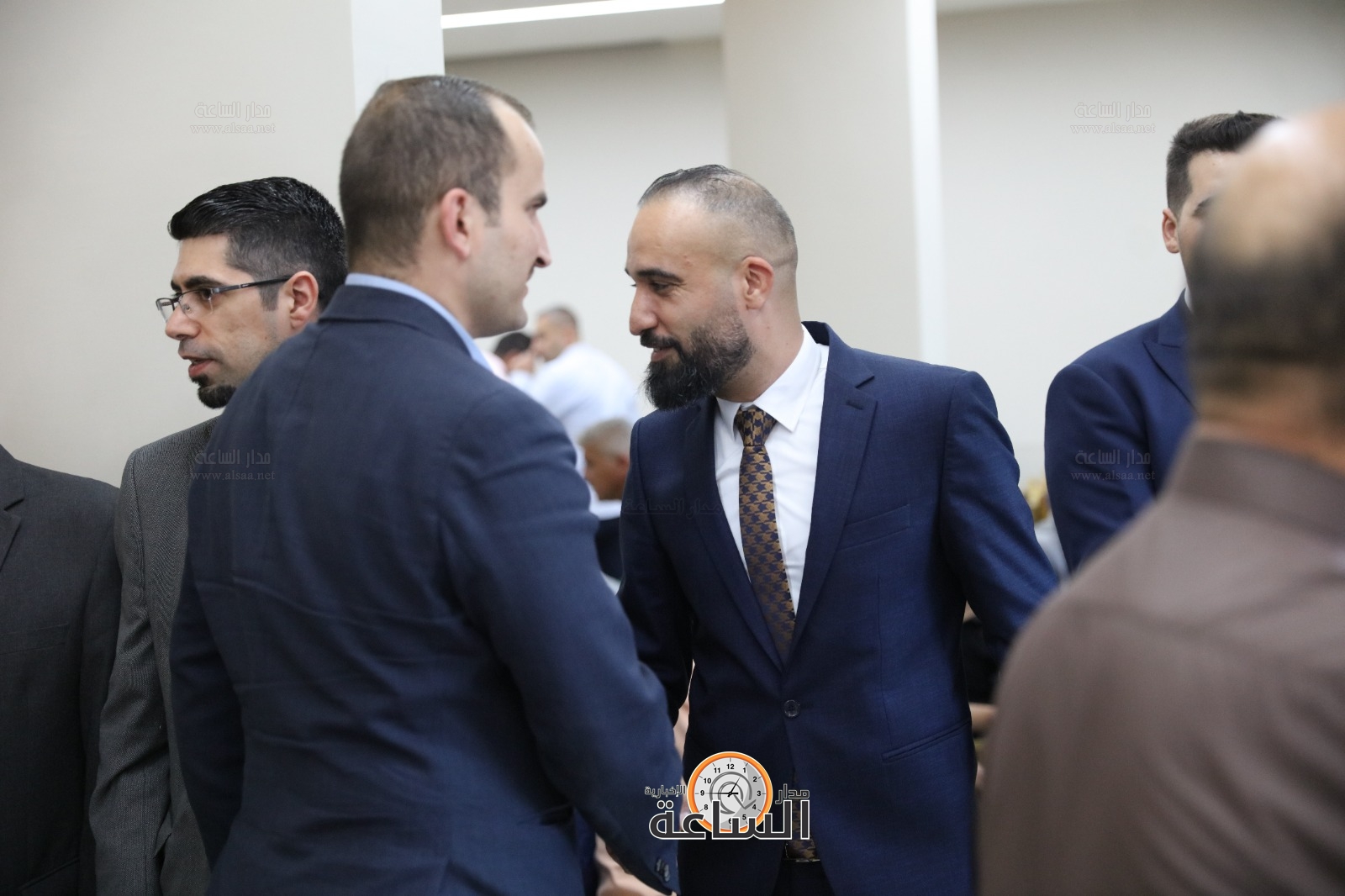 Madar Al-Saa Images 0.41822346614626227