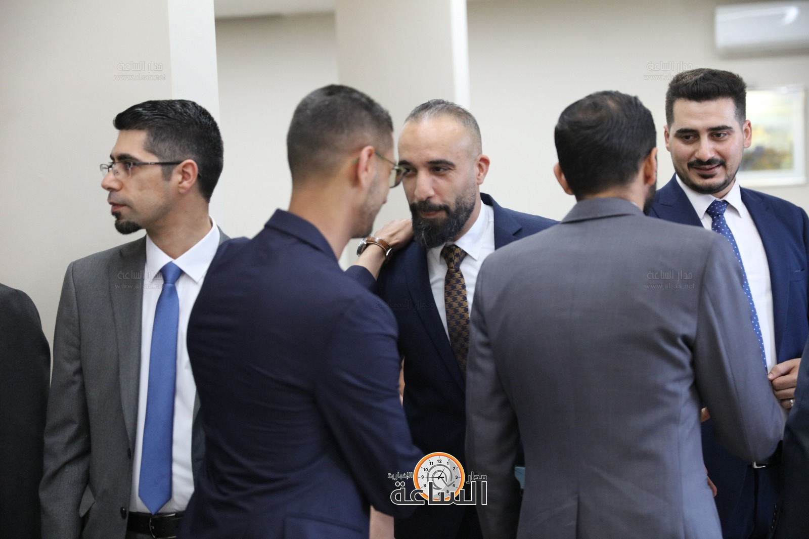 Madar Al-Saa Images 0.7698000549059896