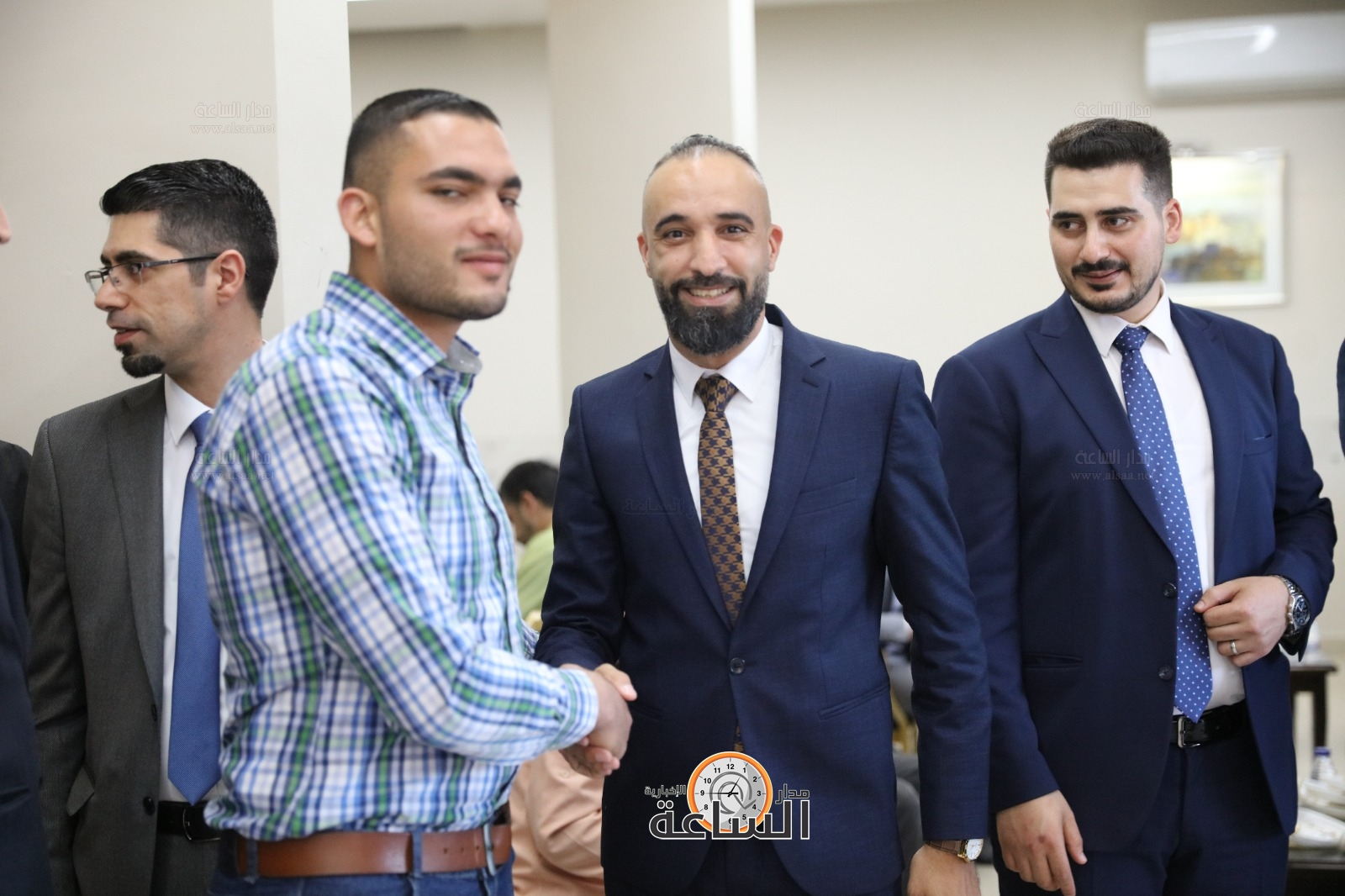 Madar Al-Saa Images 0.12671375107707927