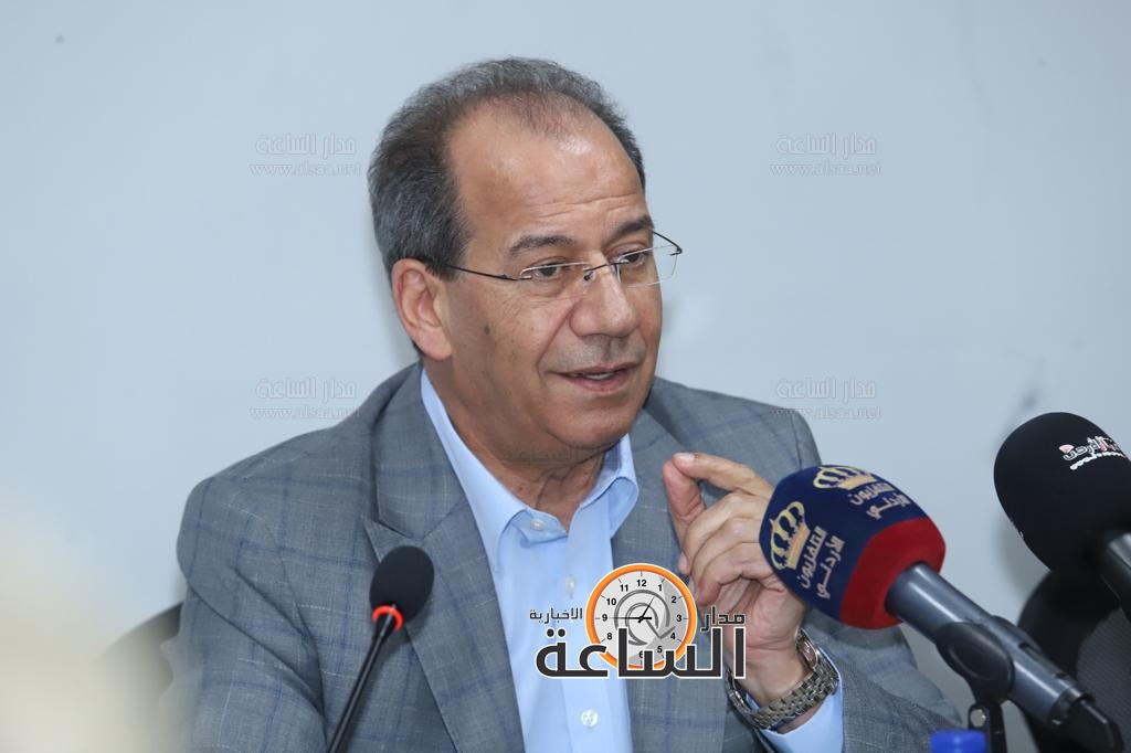 Madar Al-Saa Images 0.30077933905918475