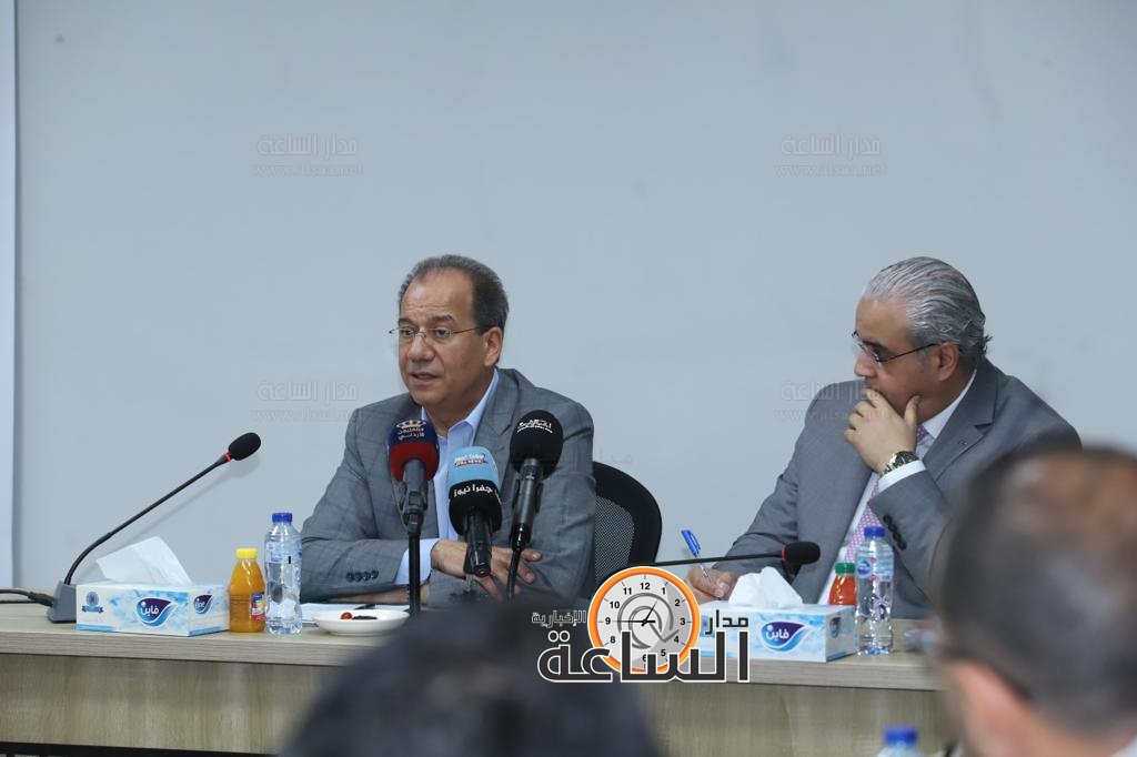 Madar Al-Saa Images 0.24184925447441807