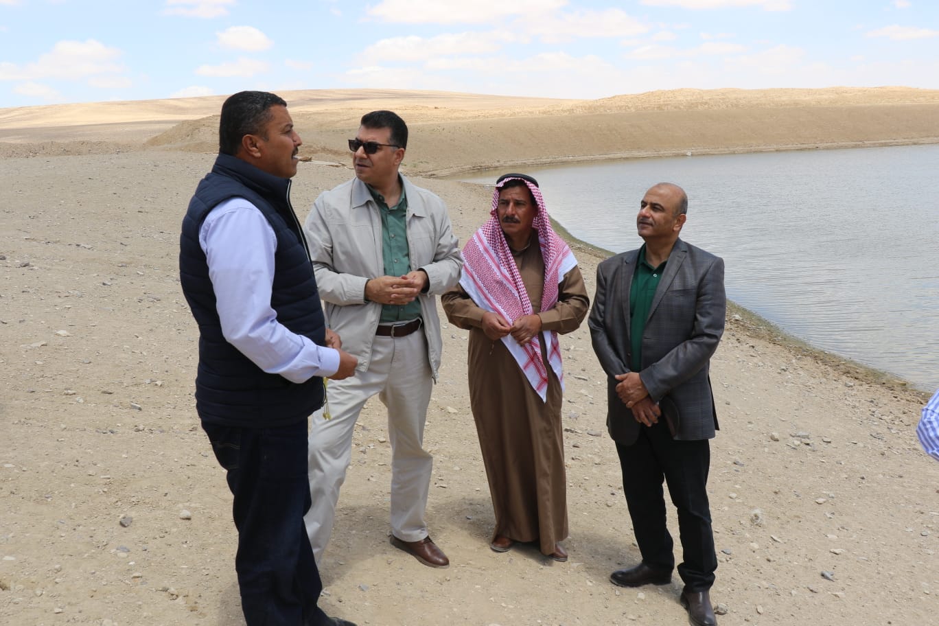 Madar Al-Saa Images 0.8193534554482935