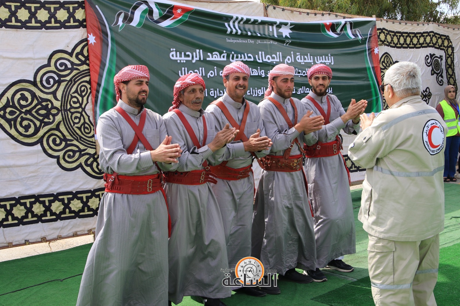 Madar Al-Saa Images 0.012743251724799842