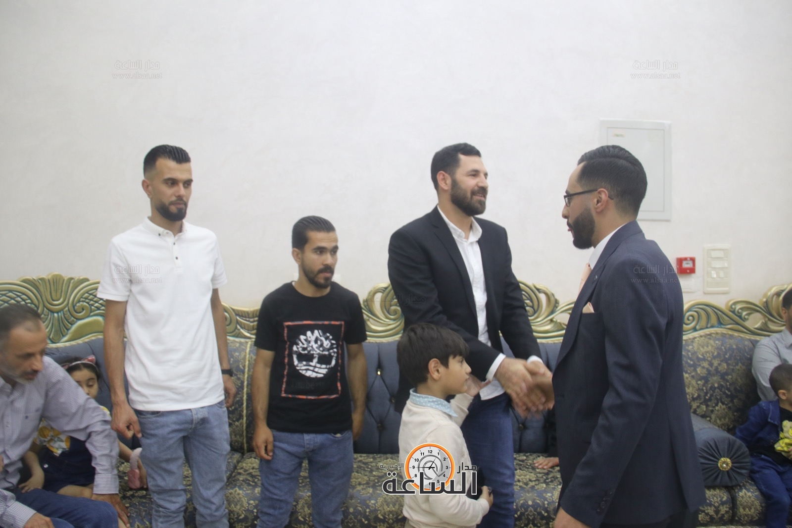 Madar Al-Saa Images 0.7976884114020559