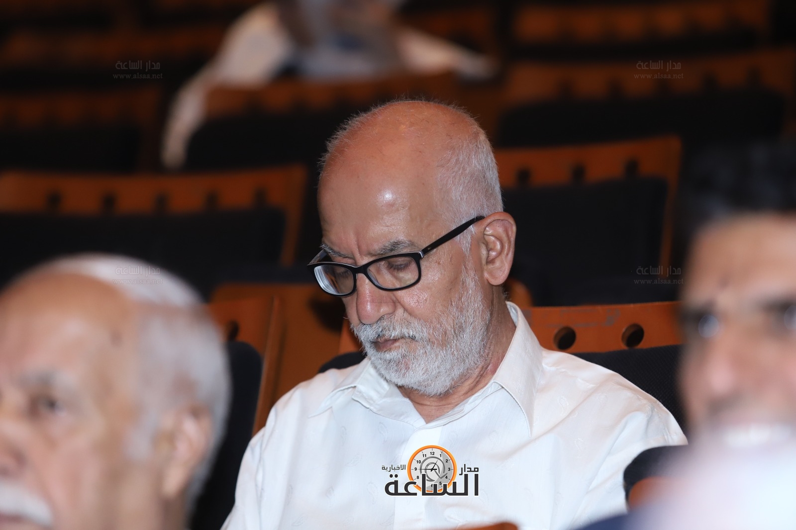 Madar Al-Saa Images 0.135349313502656