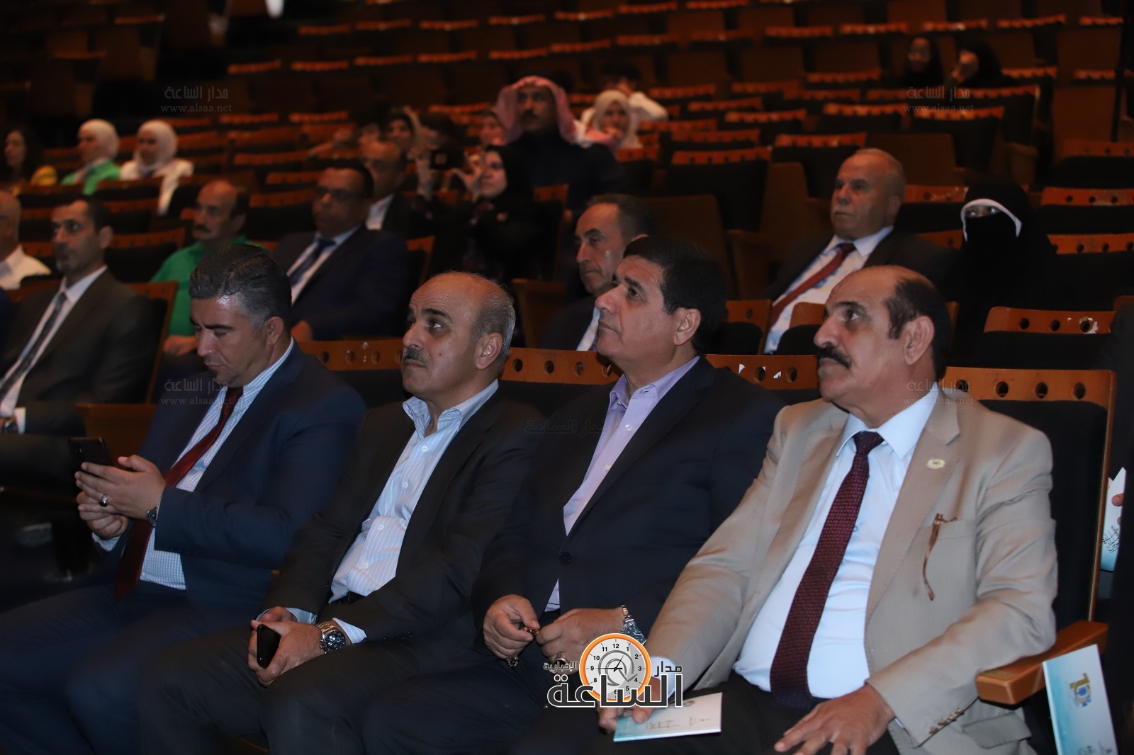 Madar Al-Saa Images 0.8606651032500774