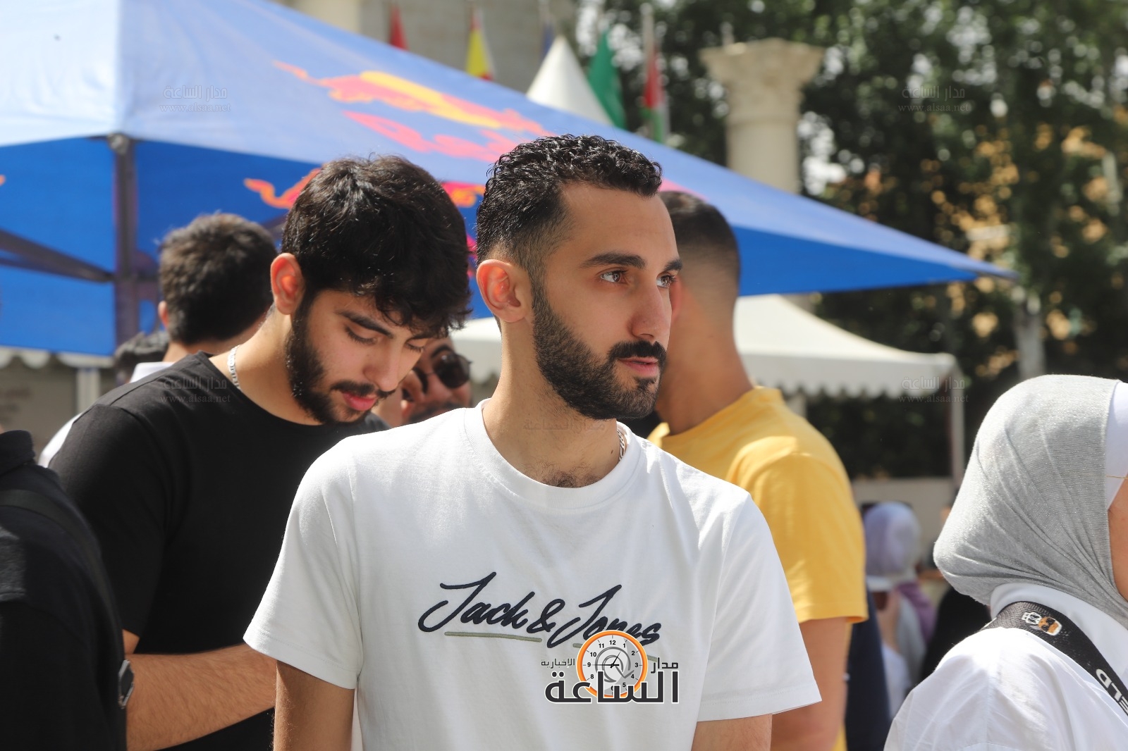 Madar Al-Saa Images 0.14184556600226705